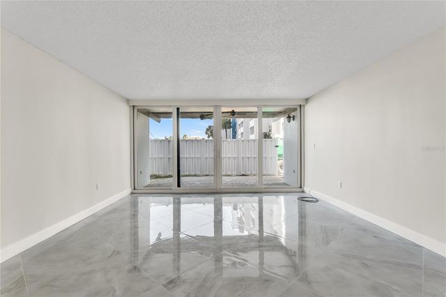 450 TREASURE ISLAND CAUSEWAY 104, Treasure Island, FL 33706