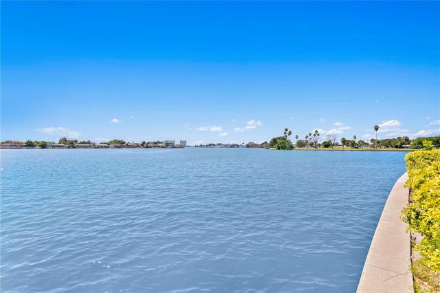 450 TREASURE ISLAND CAUSEWAY 104, Treasure Island, FL 33706