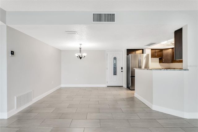 450 TREASURE ISLAND CAUSEWAY 104, Treasure Island, FL 33706