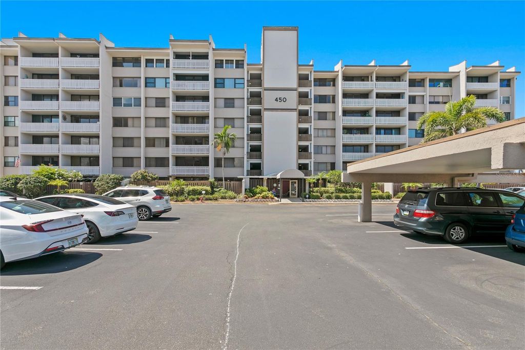 450 TREASURE ISLAND CAUSEWAY 104, Treasure Island, FL 33706
