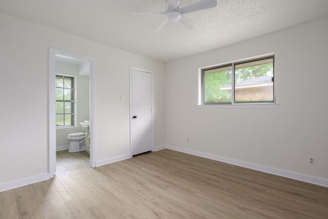 1206 Joanna Avenue, Desoto, TX 75115