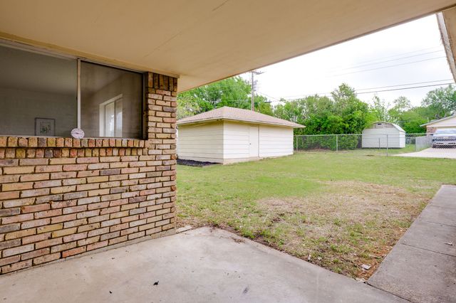 1206 Joanna Avenue, Desoto, TX 75115