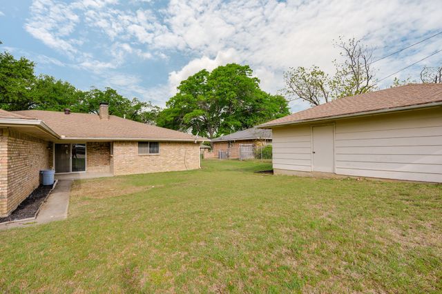 1206 Joanna Avenue, Desoto, TX 75115