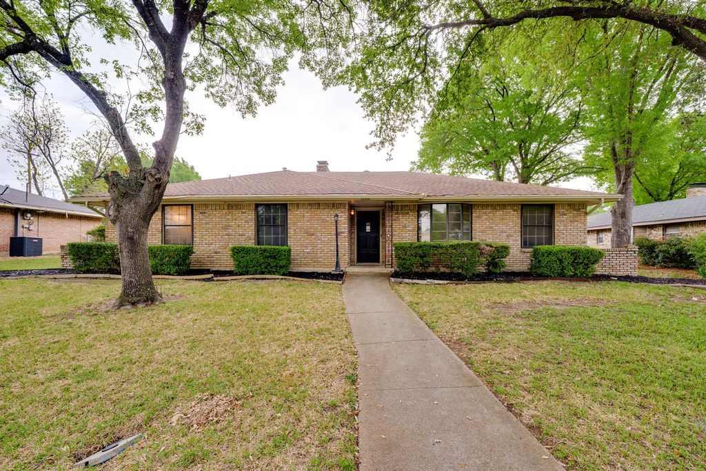1206 Joanna Avenue, Desoto, TX 75115