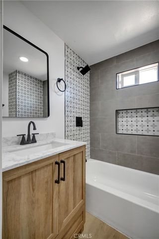 3515 S Norton, Los Angeles, CA 90018