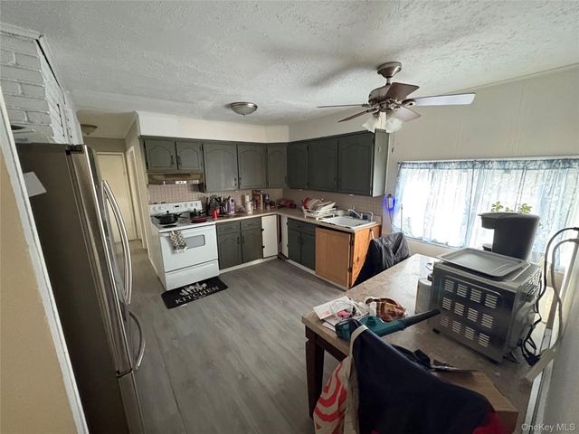 70 Abbey Lane, Levittown, NY 11756