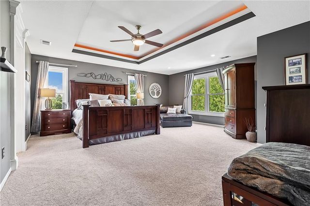5816 Longview Street, Shawnee, KS 66218