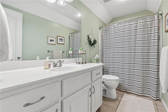 5816 Longview Street, Shawnee, KS 66218