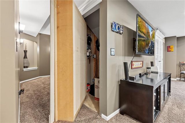 5816 Longview Street, Shawnee, KS 66218