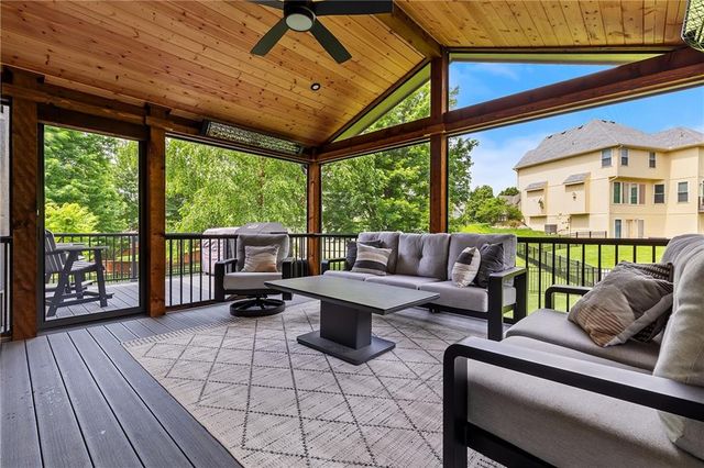 5816 Longview Street, Shawnee, KS 66218