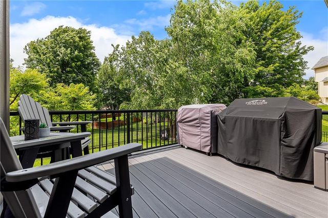 5816 Longview Street, Shawnee, KS 66218