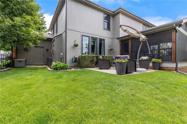 5816 Longview Street, Shawnee, KS 66218