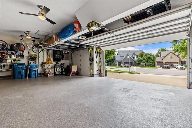 5816 Longview Street, Shawnee, KS 66218