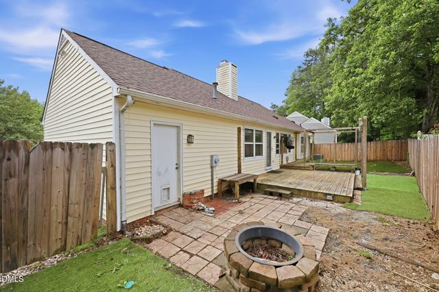 4032 Sherry Court, Jamestown, NC 27282