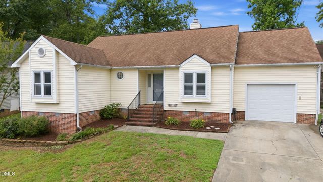 4032 Sherry Court, Jamestown, NC 27282