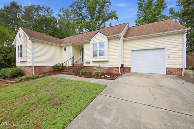 4032 Sherry Court, Jamestown, NC 27282