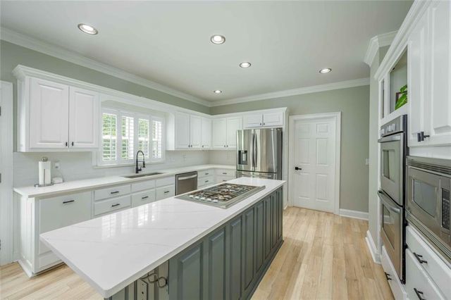 585 Kensington Farms Drive, Milton, GA 30004