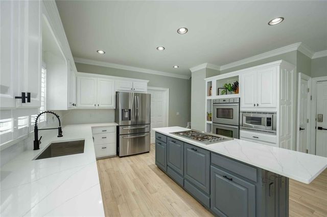585 Kensington Farms Drive, Milton, GA 30004