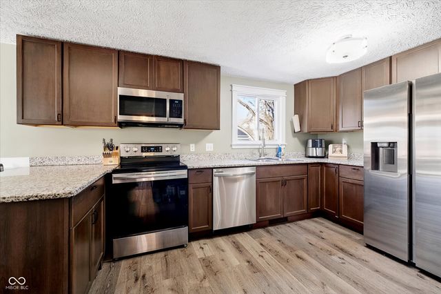 121 Northland Street, Fishers, IN 46038