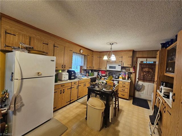 3515 Williston Road, Walkertown, NC 27051