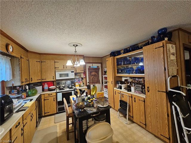 3515 Williston Road, Walkertown, NC 27051