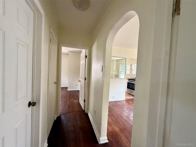 175 S Brookside Avenue, Freeport, NY 11520