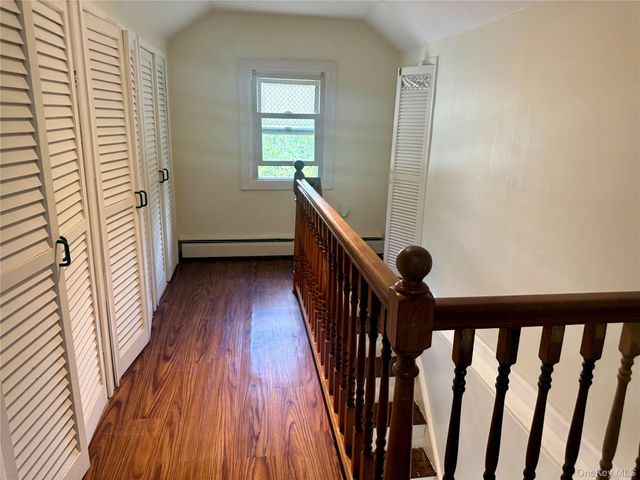 175 S Brookside Avenue, Freeport, NY 11520