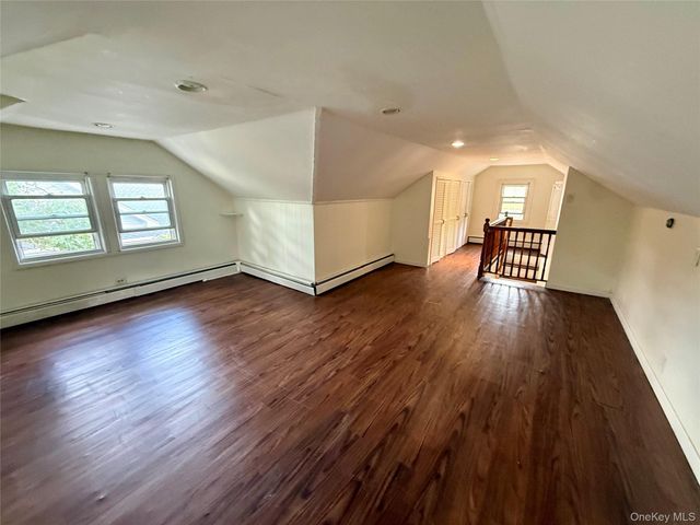 175 S Brookside Avenue, Freeport, NY 11520