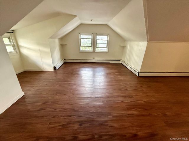 175 S Brookside Avenue, Freeport, NY 11520