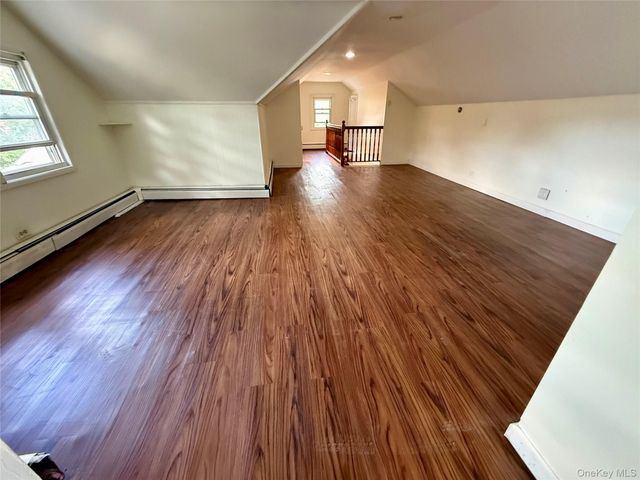 175 S Brookside Avenue, Freeport, NY 11520