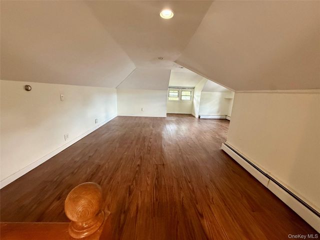 175 S Brookside Avenue, Freeport, NY 11520