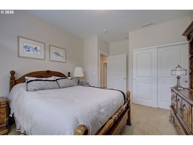 22313 Ne 100TH Cir, Vancouver, WA 98682