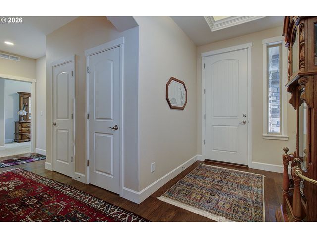 22313 Ne 100TH Cir, Vancouver, WA 98682