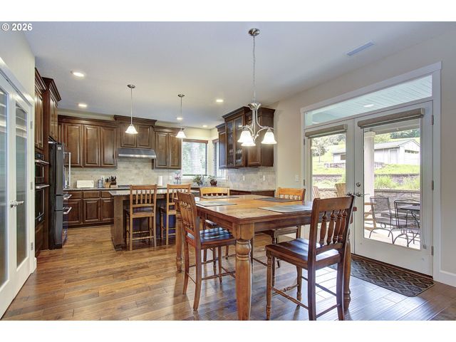 22313 Ne 100TH Cir, Vancouver, WA 98682