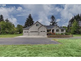 22313 Ne 100TH Cir, Vancouver, WA 98682