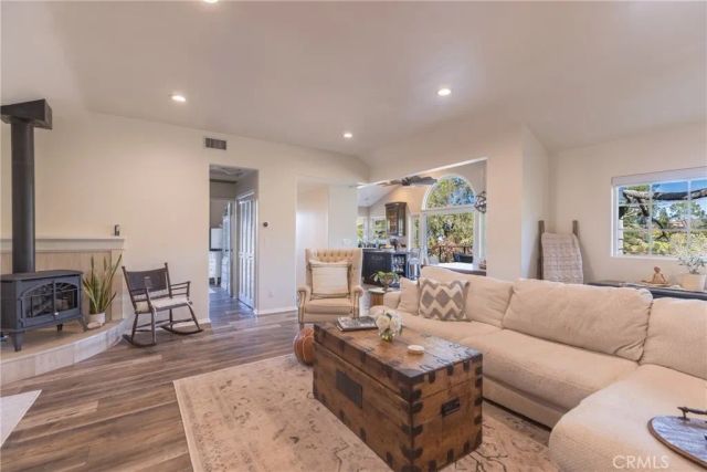 29068 Lake, Agoura Hills, CA 91301