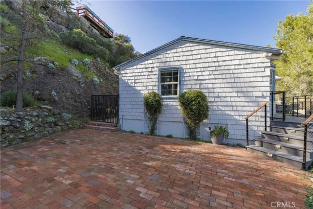 29068 Lake, Agoura Hills, CA 91301