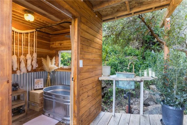 29068 Lake, Agoura Hills, CA 91301