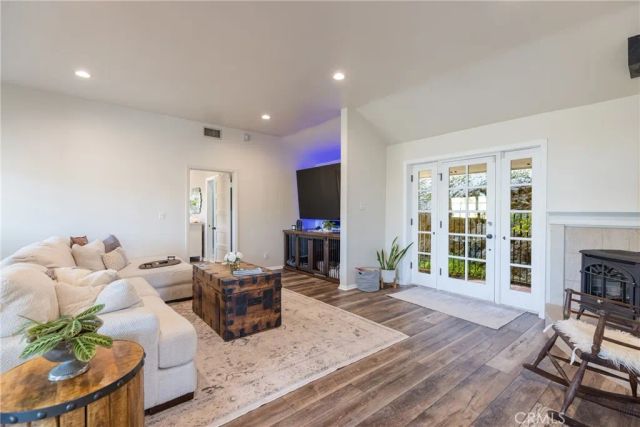 29068 Lake, Agoura Hills, CA 91301