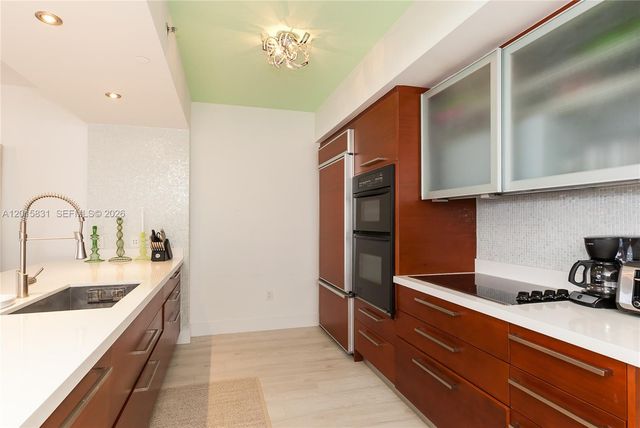 1830 S Ocean Dr 3711, Hallandale Beach, FL 33009