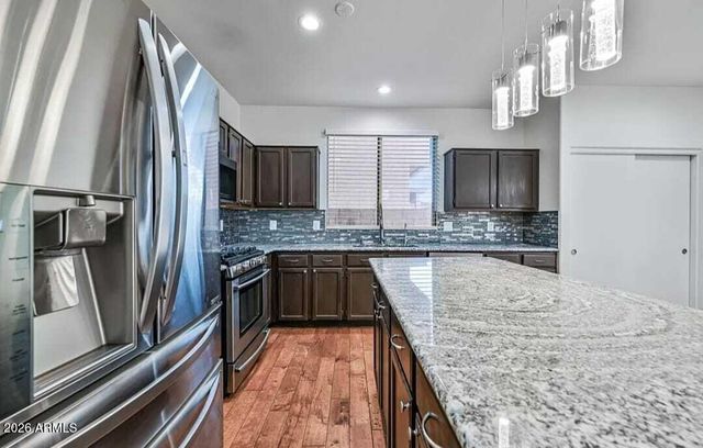 3222 E WICKIEUP Lane, Phoenix, AZ 85050