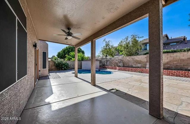 3222 E WICKIEUP Lane, Phoenix, AZ 85050
