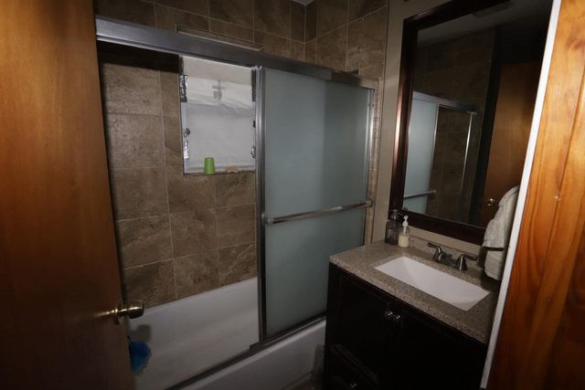1505 Juneway Terrace, Round Lake Beach, IL 60073