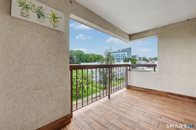 1633 Washington Boulevard 3F, Stamford, CT 06902