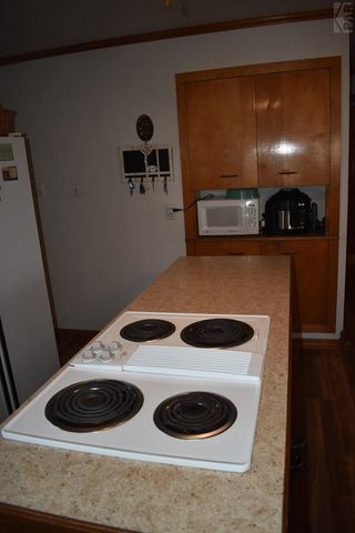 820 19th St, Rocky Ford, CO 81067