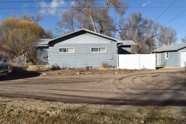 820 19th St, Rocky Ford, CO 81067