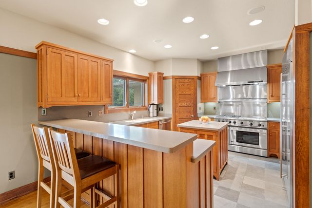 2504 SNOWBERRY CIR, Columbia, MO 65201