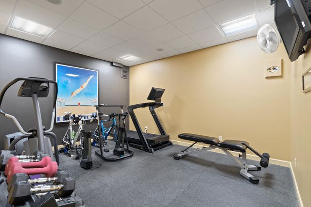 2504 SNOWBERRY CIR, Columbia, MO 65201