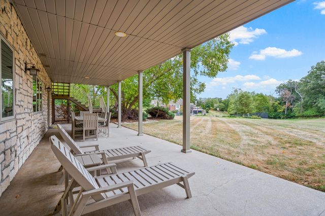 2504 SNOWBERRY CIR, Columbia, MO 65201