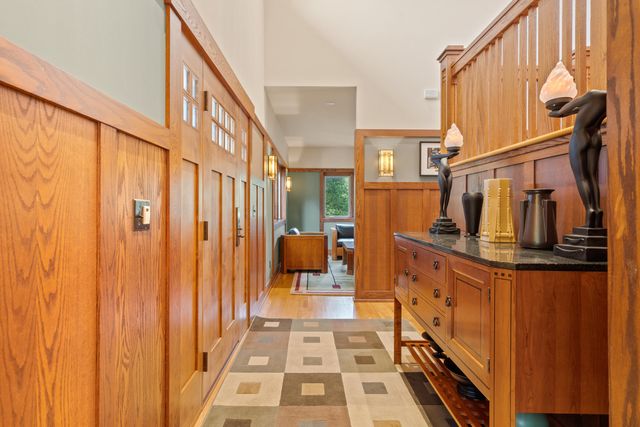 2504 SNOWBERRY CIR, Columbia, MO 65201